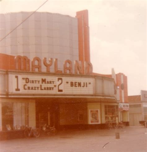 movie theater in mayfield heights